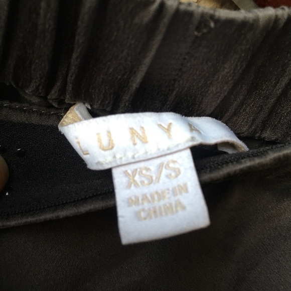 Lunya 100% Washable Silk Shorts in Eclipse Size XS/S - Picture 9 of 10